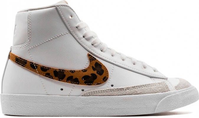 Nike "Blazer Mid 77 Leopard sneakers" Wit