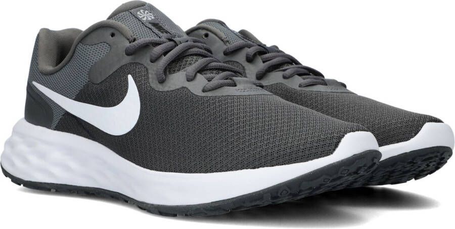 Nike Revolution 6 hardloopschoenen voor heren (straat) Grijs