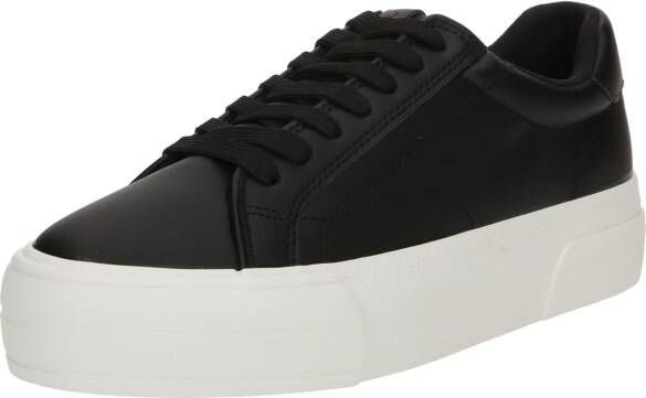 Bershka Sneakers laag