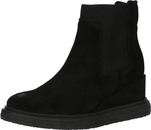 Ca'Shott Chelsea boots