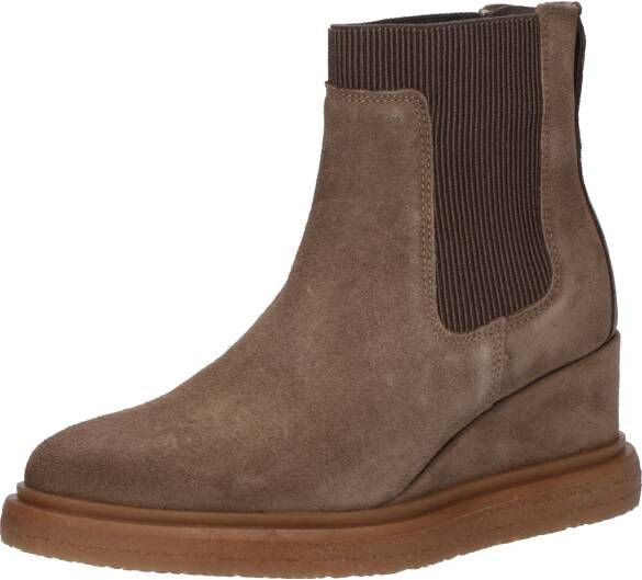 Ca'Shott Chelsea boots