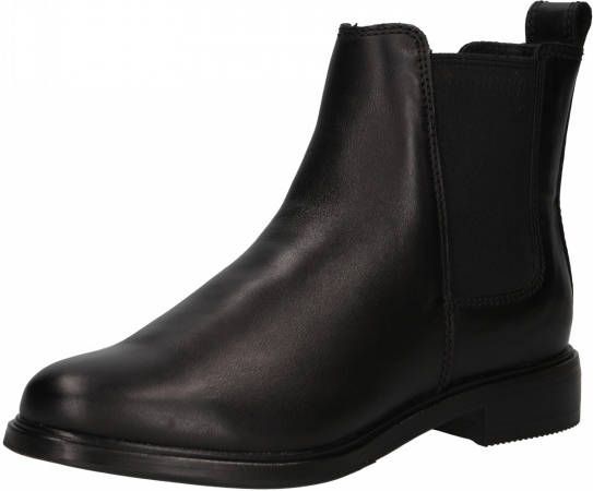 black clarks chelsea boots