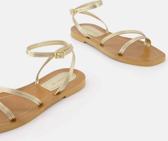 Bershka Sandalen met riem