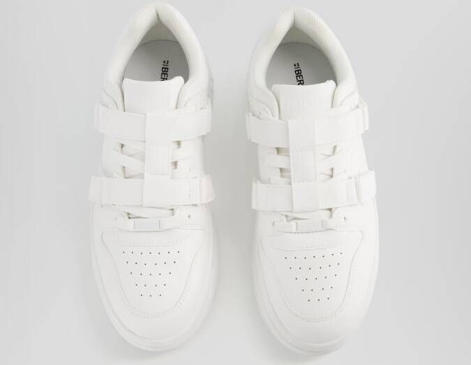 Bershka Sneakers laag