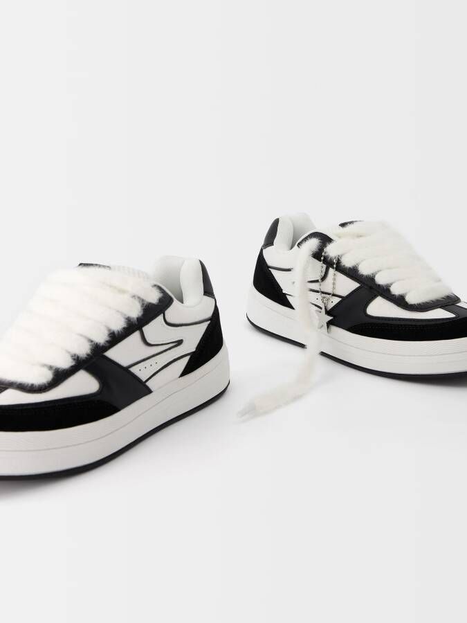 Bershka Sneakers laag