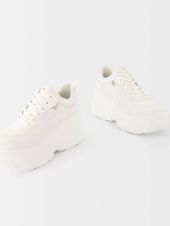 Bershka Sneakers laag