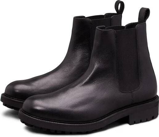 Calvin Klein Chelsea boots