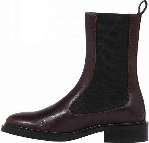 Karolina Kurkova Originals Chelsea boots 'Luna'