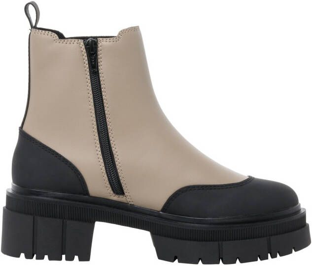 s.Oliver Chelsea boots