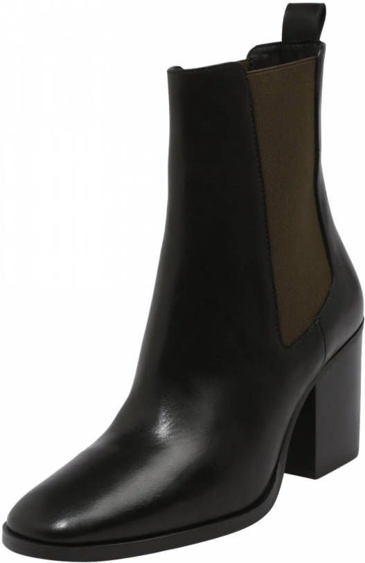 Karolina Kurkova Originals Chelsea boots 'Claudia'