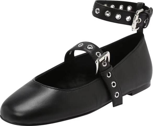 Steve Madden Ballerina met riempjes 'Macbeth'