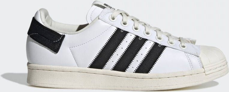 adidas Superstar Parley Schoenen