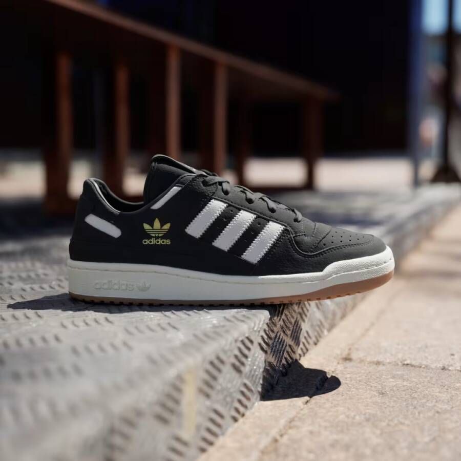 Adidas Forum Low CL Schoenen