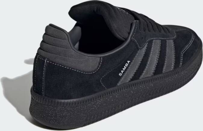 Adidas Samba XLG Schoenen