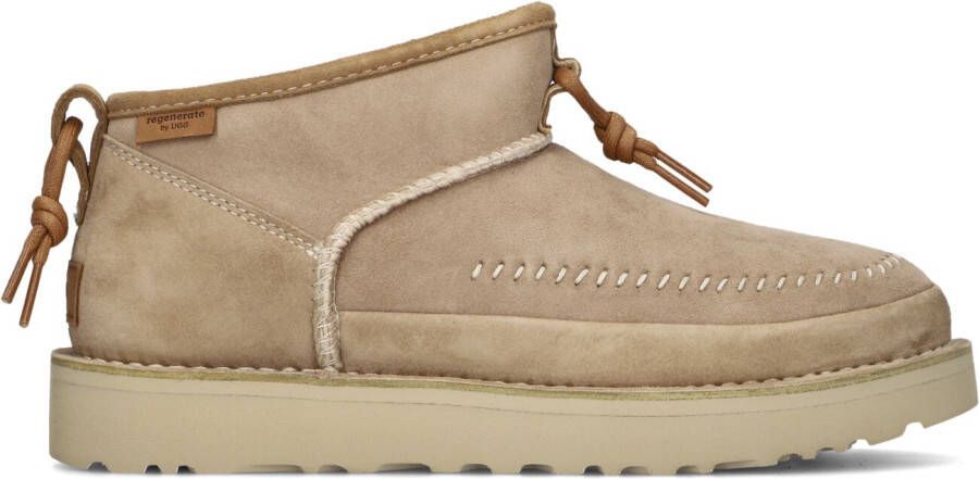 UGG Enkellaarsjes Dames W Ultra Mini Crafted Regenerate Maat: 38 39 Materiaal: Suède Kleur: Beige