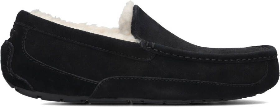 UGG Pantoffels Heren Ascot Maat: 40 Materiaal: Suède Kleur: Zwart