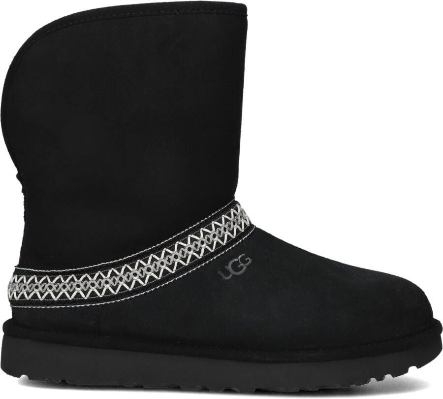 UGG Vachtlaarzen Dames Classic Short Crescent Maat: 41 Materiaal: Suède Kleur: Zwart