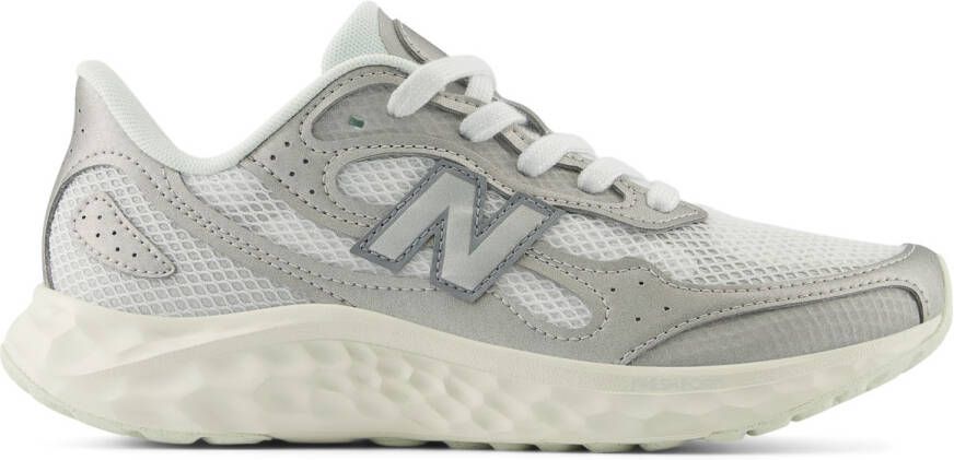 New Balance Women's Fresh Foam Arishi V4 Sneakers grijs beige