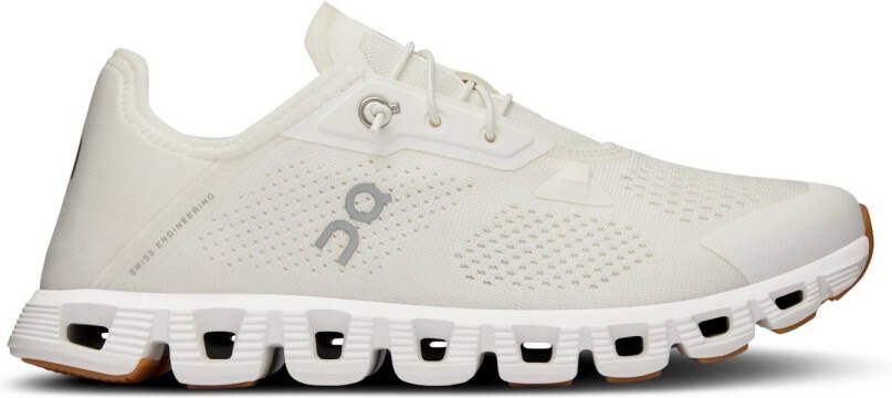 On Women's Cloud 5 Coast Sneakers beige grijs