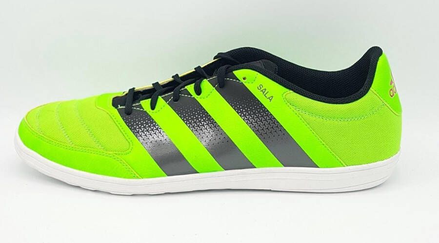 Adidas ace 16.4 on sale street