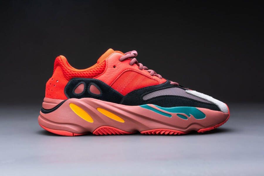 Adidas Yeezy Boost 700 Hi-Res Red HQ6979 ROOD