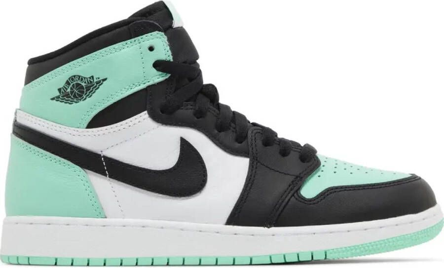 Air Jordan 1 Retro High OG 'Green Glow' (GS) FD1437-130 zwart wit groen