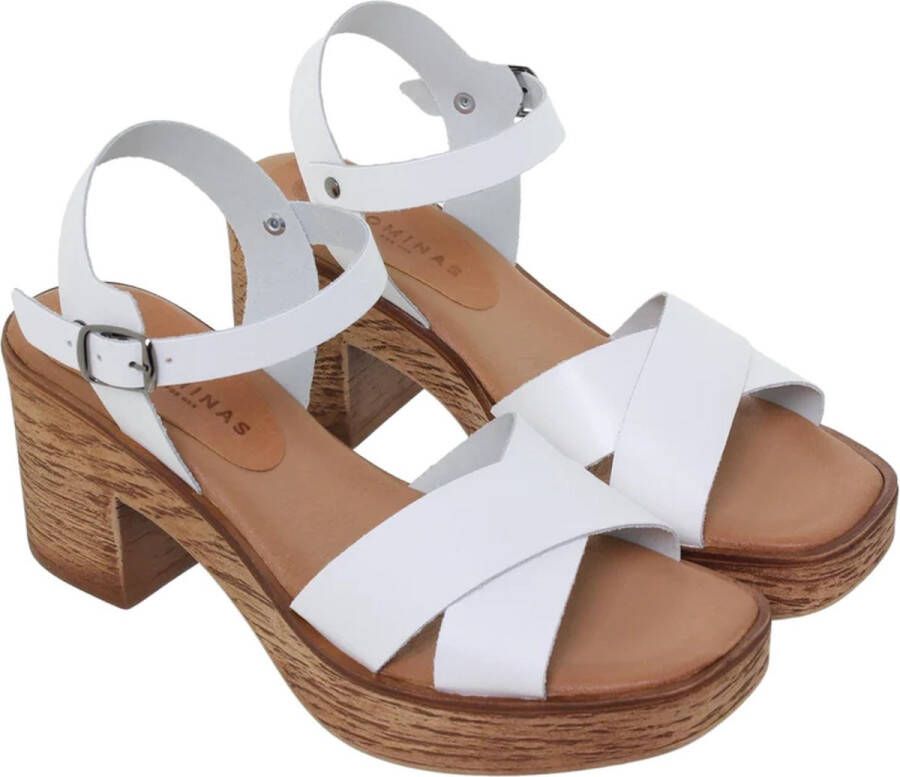 Buonarotti Zwarte Sandalen met gekruiste bandjes en platte hak