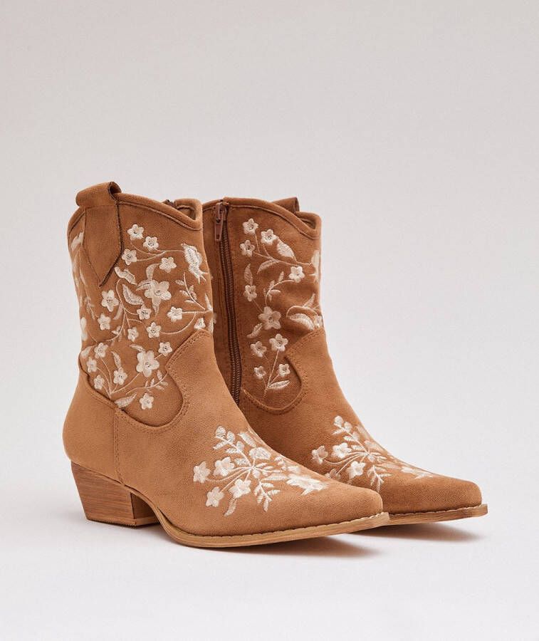 Weloveshoes SmileFavorites Dames Cowboylaarzen met Hak Kort Camel Suedine