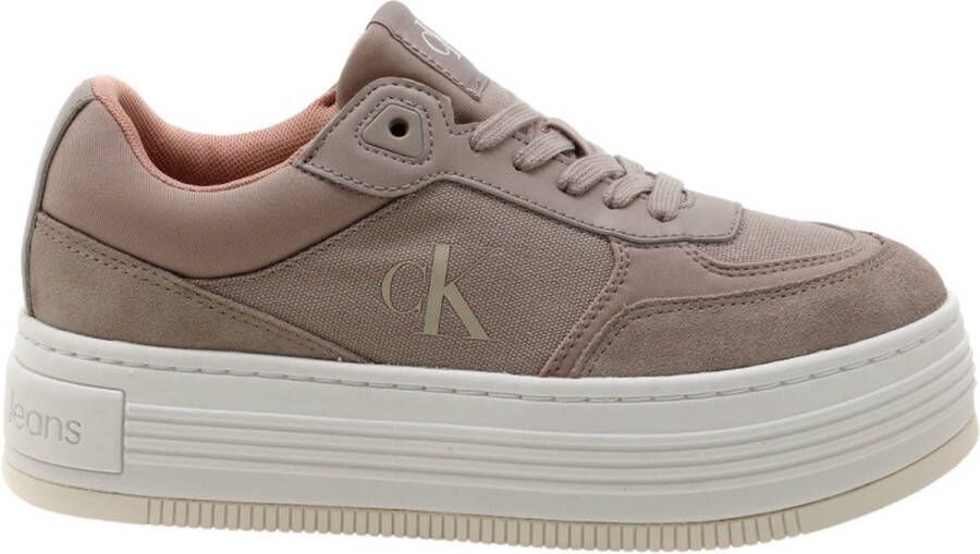 Calvin Klein Plateausneakers BOLD FLATF LOW MIX MG MEDIA veterschoenen vrijetijdsschoen lage schoen met zijlogo