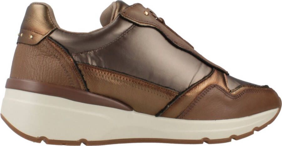 Carmela 161830 Trainer TAUPE