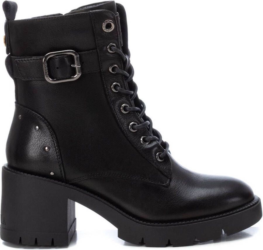 Carmela Stijlvolle Veterschoenen Black Dames