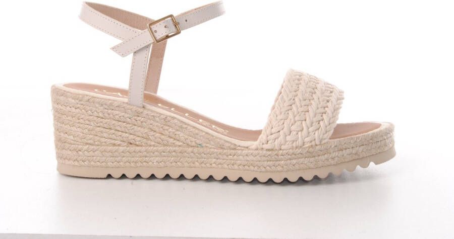 Casteller Maury dames sandaal Lacrima beige leder en crochet