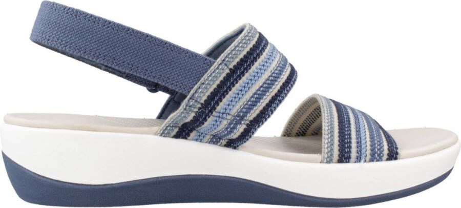 Clarks Stijlvolle Platte Sandalen voor Vrouwen Blue Dames