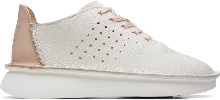 Clarks Stijlvolle Kamel en Witte Sneakers Bruin Dames