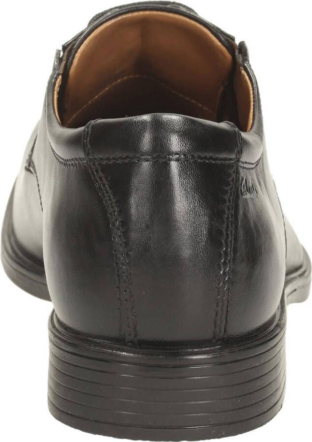 Clarks Veterschoenen Tilden_Plain met comfortabel voetbed vrijetijdsschoen halfhoge schoen veterschoen