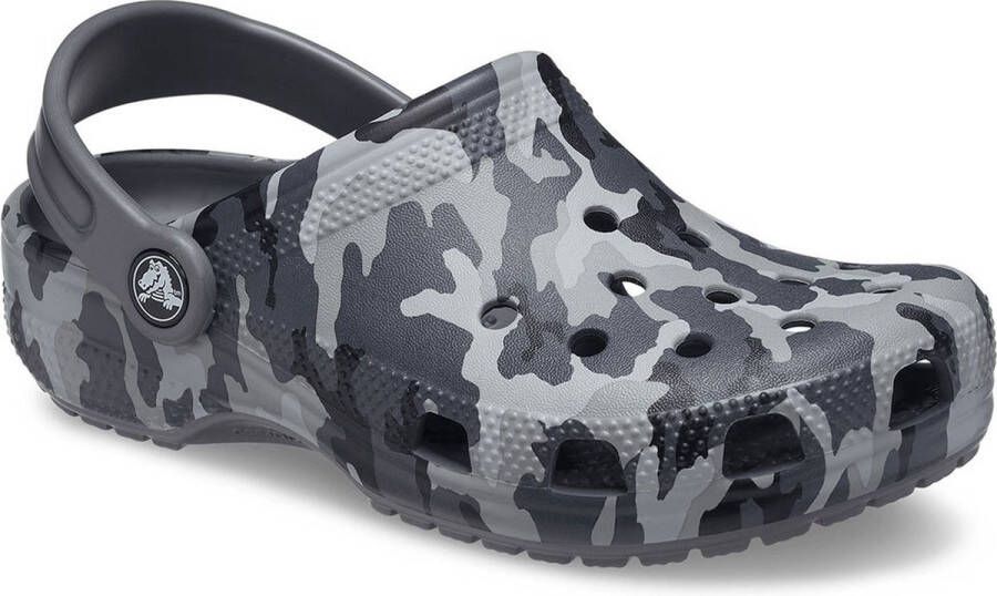 Crocs Classic Spray Camo Kids Clog 207594-097 voor een Zwart Slippers