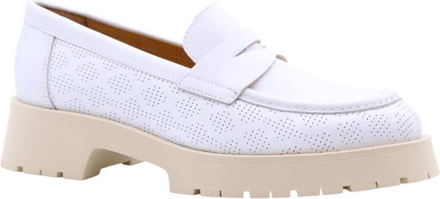 Ctwlk. Stijlvolle Berry Loafers voor Vrouwen White Dames