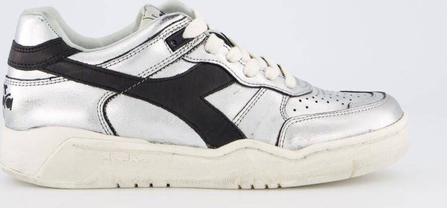 Diadora B560 Used sneaker van leer met metallic finish