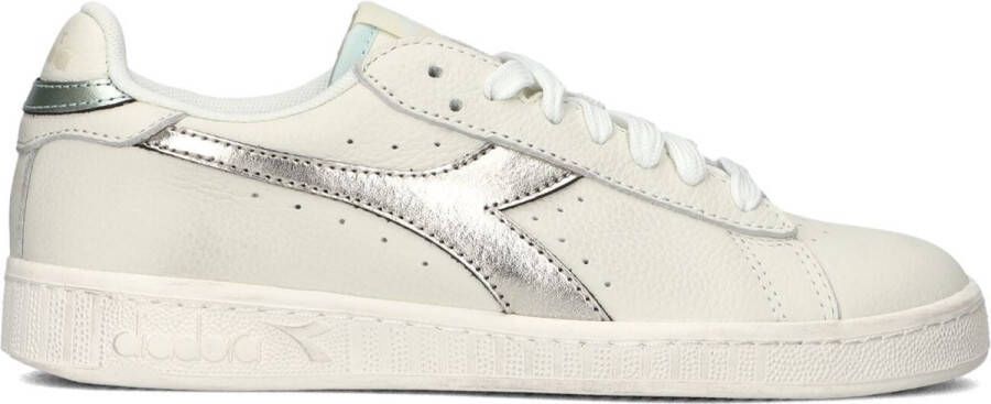 Diadora Lage gewaxte metalen sneakers in wit White Dames