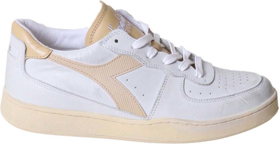 Diadora Schoenen Wit Mi Basket Low Used Sneakers Wit Mi Basket Low Used