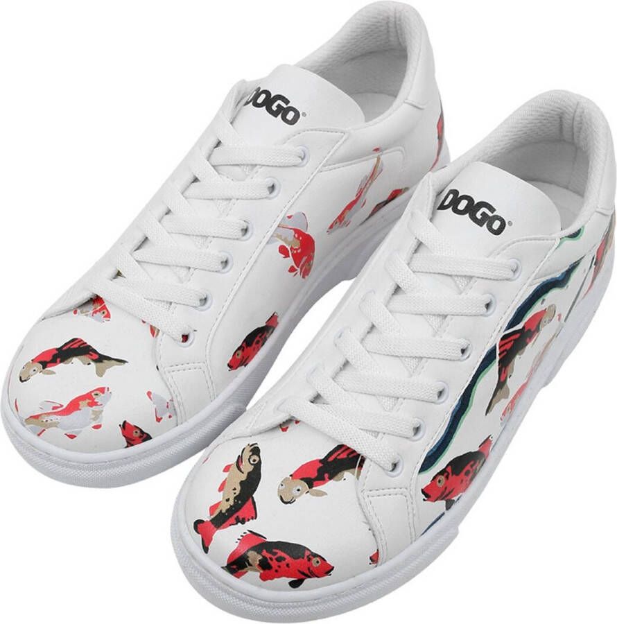 DOGO Ace Dames Sneakers Koi World