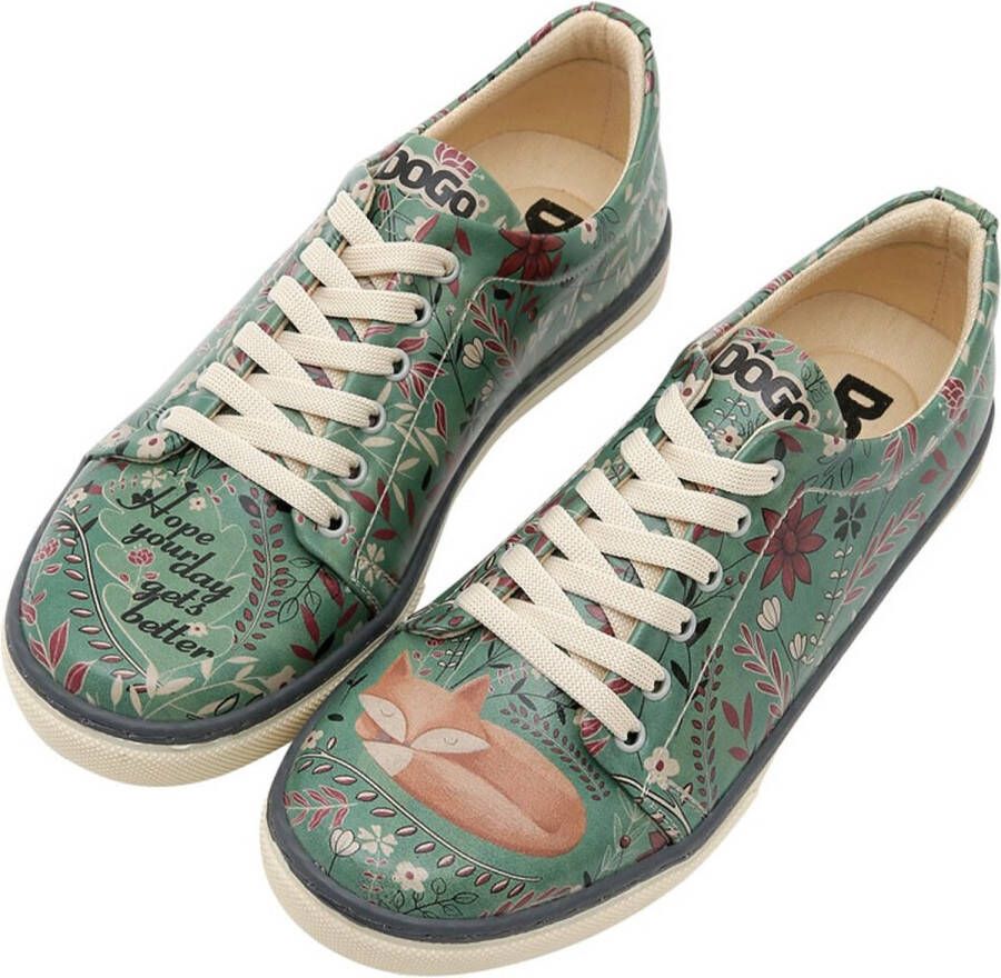 DOGO Veterschoenen Spirit Animal vegan met bloemenprint