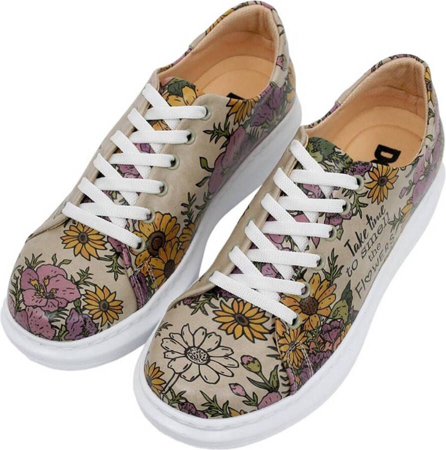 DOGO intern DOGO Myra Dames Sneakers- Smell the flowers