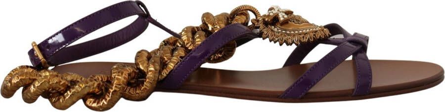 Dolce & Gabbana Platte Gladiator Sandalen met Hart Hanger en Gouden Ketting Brown Dames