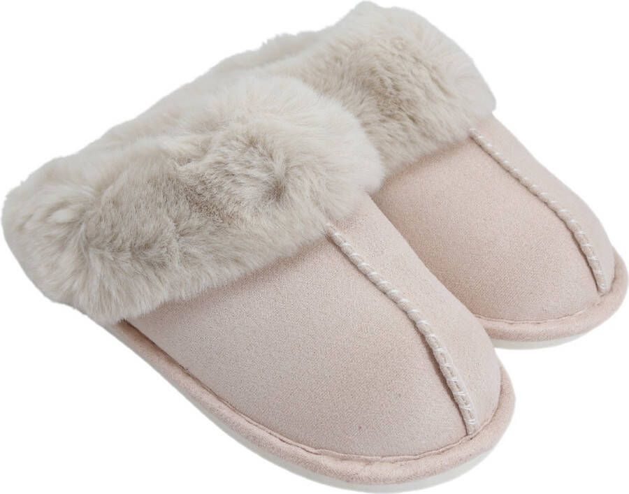 Baby pink dames pantoffels met nepbont Sloffen babyroze met nepbonte voering Dames slippers met nepbont Antislip zool! Nepbonte binnenkant voor maximaal comfort!