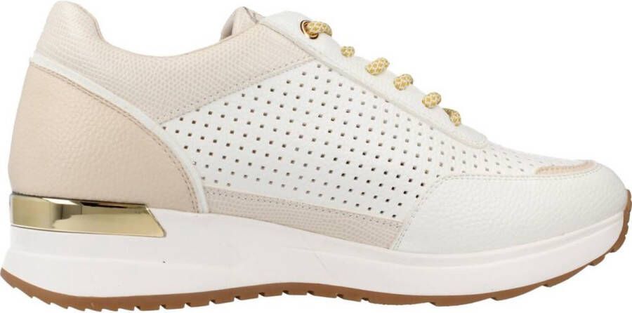 Chika 10 Sneakers SERENE 13