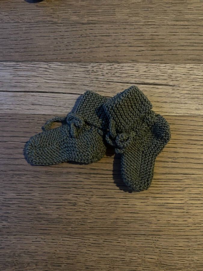 Merino wol booties handgebreid groen newborn slofjes handgemaakte slofjes van Merino wol baby slofjes wol slofjes voor baby booties handgemaakt