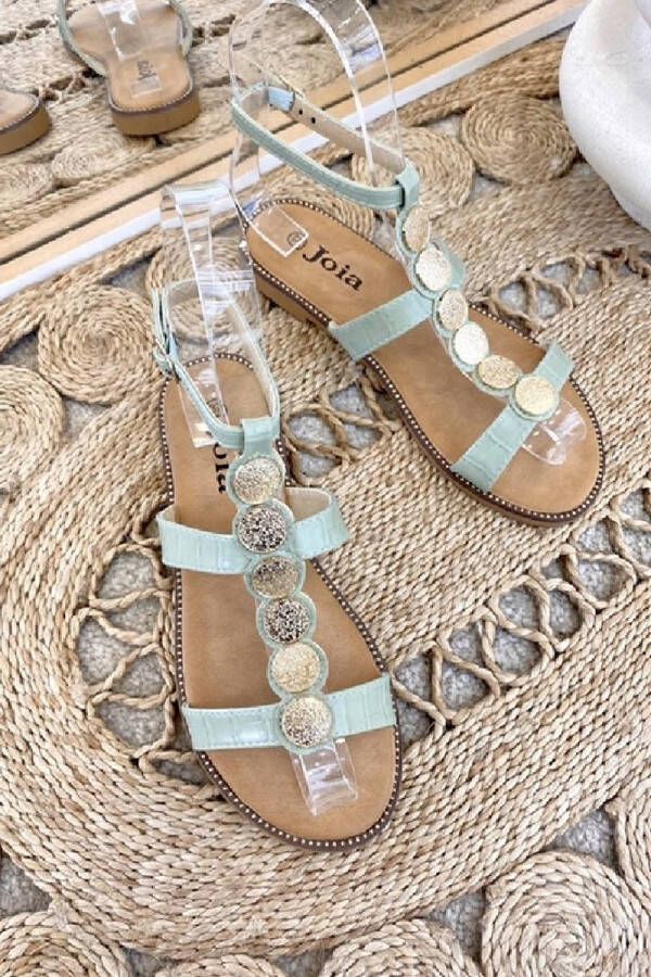 Mooie groene sandalen met gesp sluiting