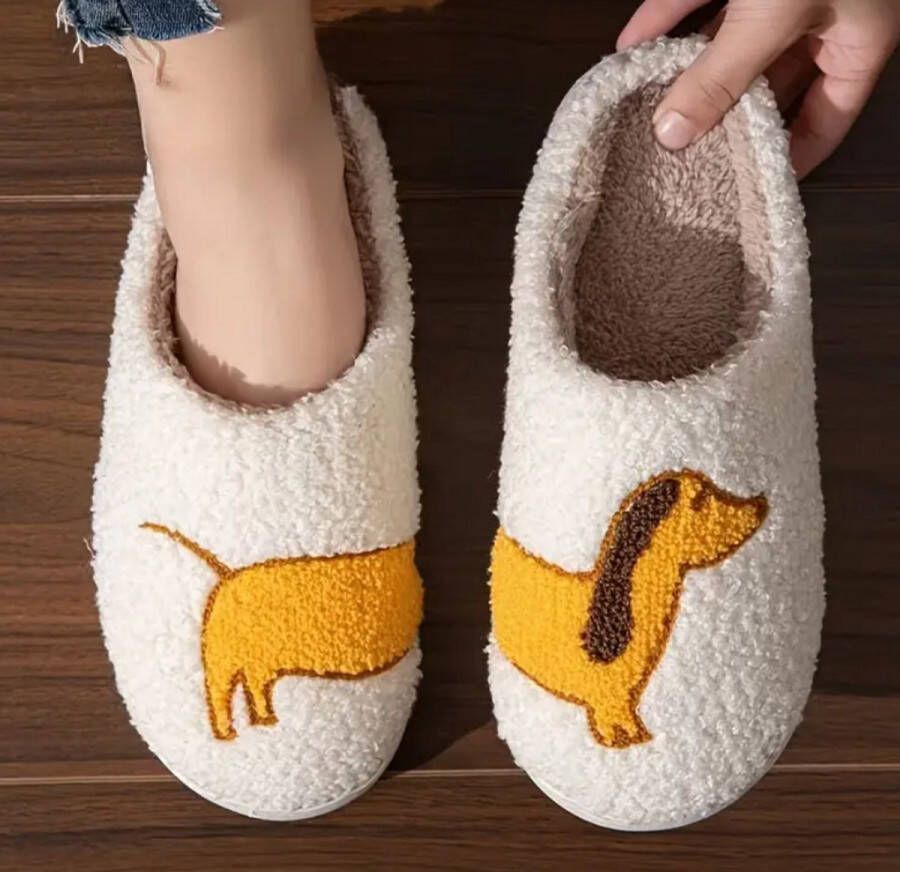 Teckel hond sloffen pantoffels wit slippers bruin oranje teckel teckelprint