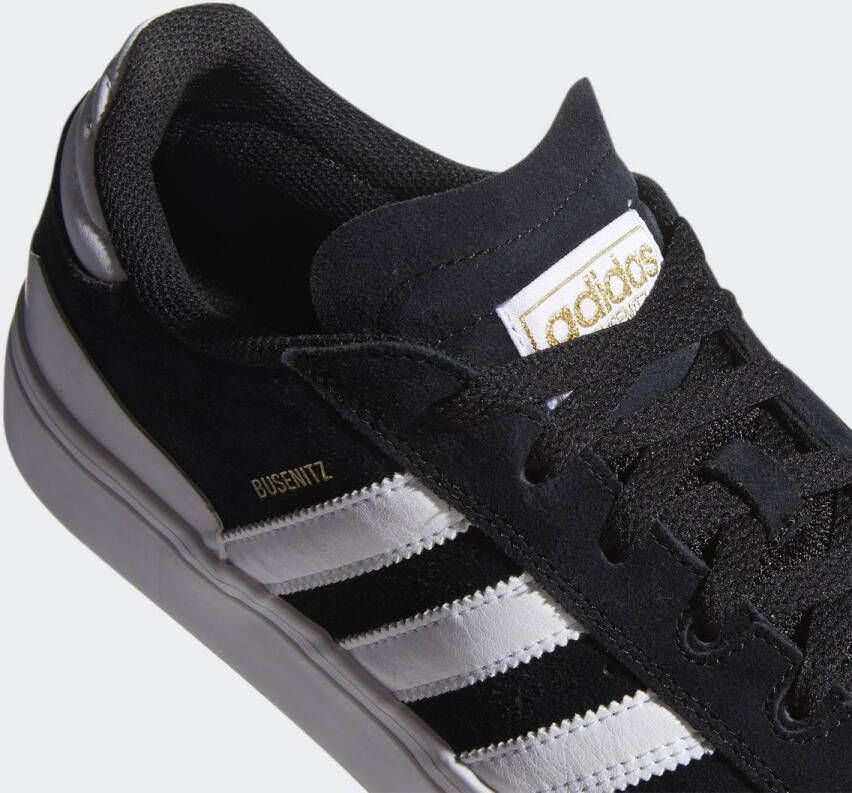 adidas Busenitz Vulc II schoenen core black cloud white gum